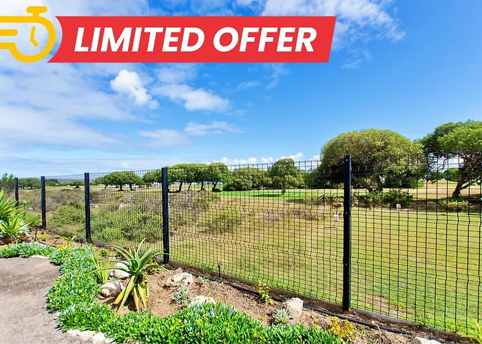 Leisure On Sleigh Langebaan - Direct Golf Course Access & Hot Tub